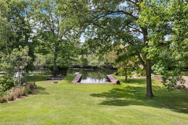 4583 Cornwell Lane, Hamburg Township, MI 48189