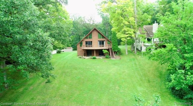 4583 Cornwell Lane, Hamburg Township, MI 48189