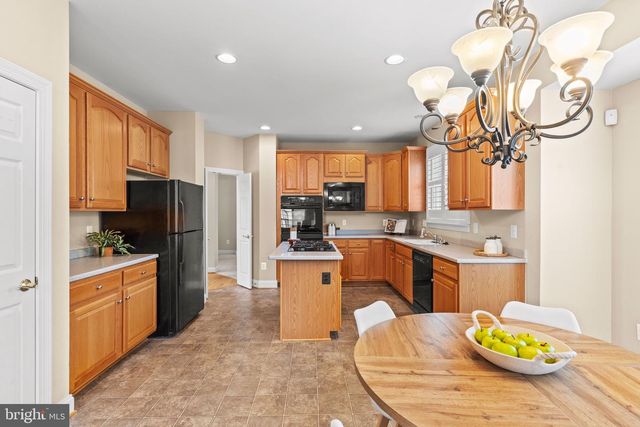 24849 NATURAL BRIDGE PL, Aldie, VA 20105