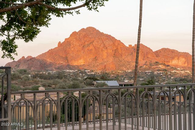 6112 N Paradise View Drive, Paradise Valley, AZ 85253