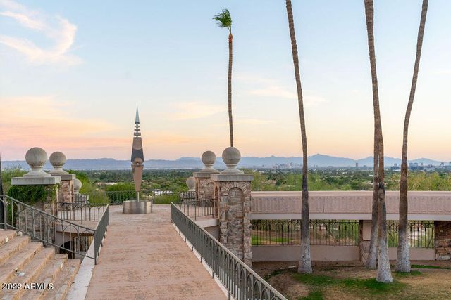 6112 N Paradise View Drive, Paradise Valley, AZ 85253