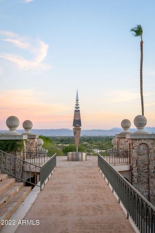 6112 N Paradise View Drive, Paradise Valley, AZ 85253