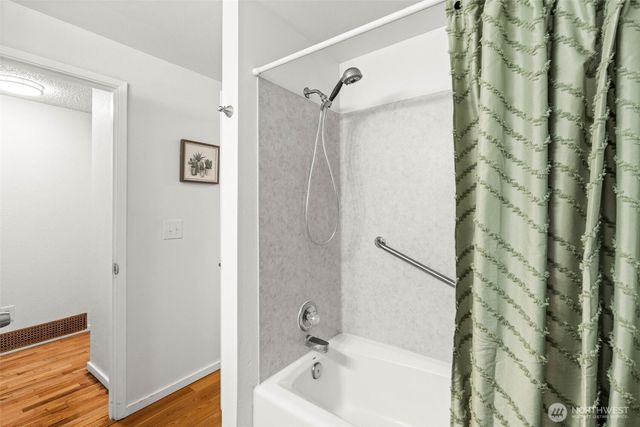 11209 111th St SW, Tacoma, WA 98498