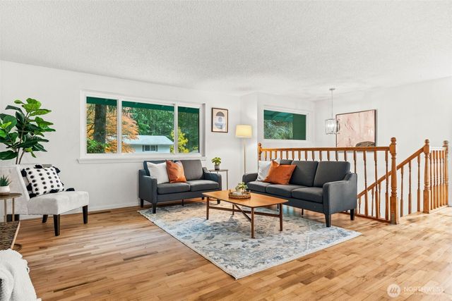 11209 111th St SW, Tacoma, WA 98498