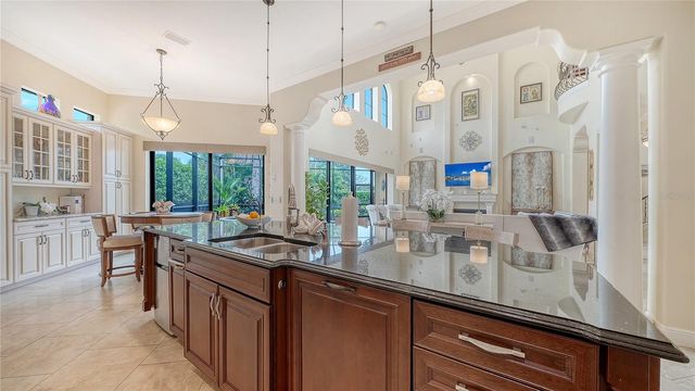 1630 ASSISI DRIVE 18, Sarasota, FL 34231