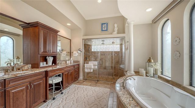 1630 ASSISI DRIVE 18, Sarasota, FL 34231