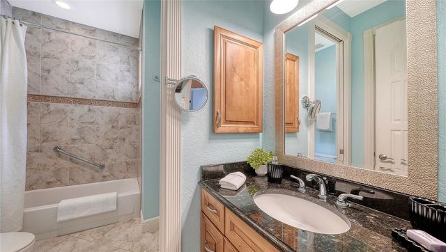 1630 ASSISI DRIVE 18, Sarasota, FL 34231