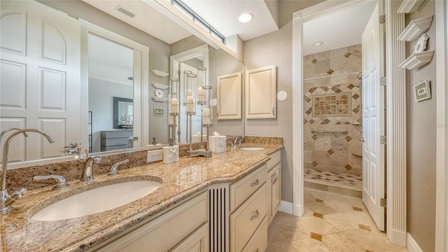 1630 ASSISI DRIVE 18, Sarasota, FL 34231
