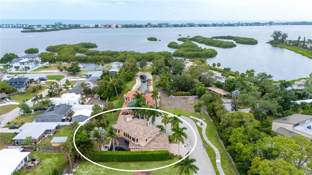 1630 ASSISI DRIVE 18, Sarasota, FL 34231