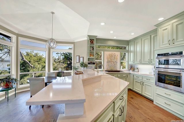 2406 Connie Dr, Canyon Lake, TX 78133