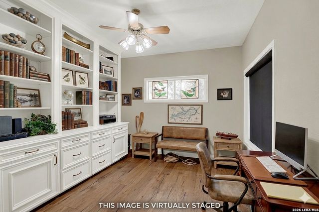 2406 Connie Dr, Canyon Lake, TX 78133