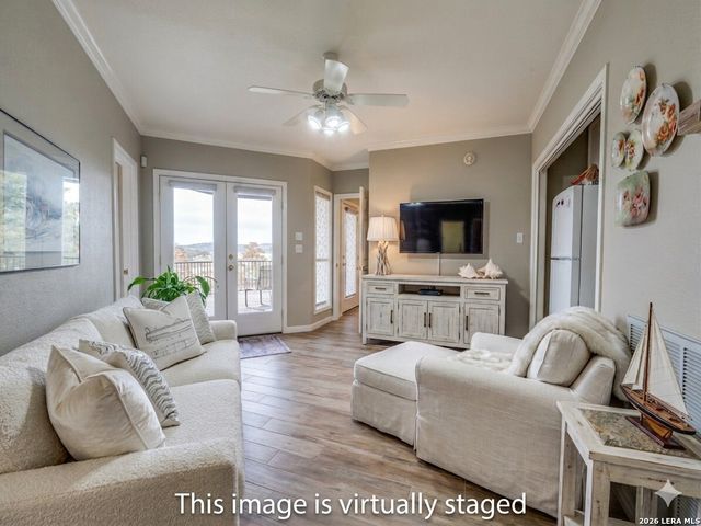 2406 Connie Dr, Canyon Lake, TX 78133