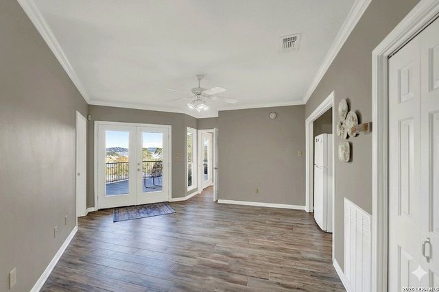 2406 Connie Dr, Canyon Lake, TX 78133