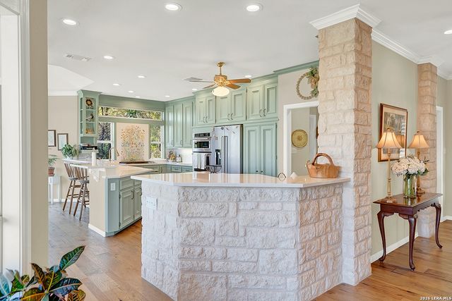 2406 Connie Dr, Canyon Lake, TX 78133