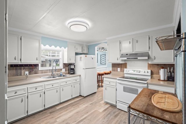 6001 - MH192 S Kings Hwy., Myrtle Beach, SC 29575