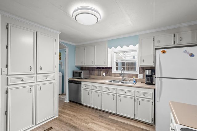 6001 - MH192 S Kings Hwy., Myrtle Beach, SC 29575