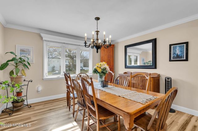 14 Pepperridge Road, Howell, NJ 07731