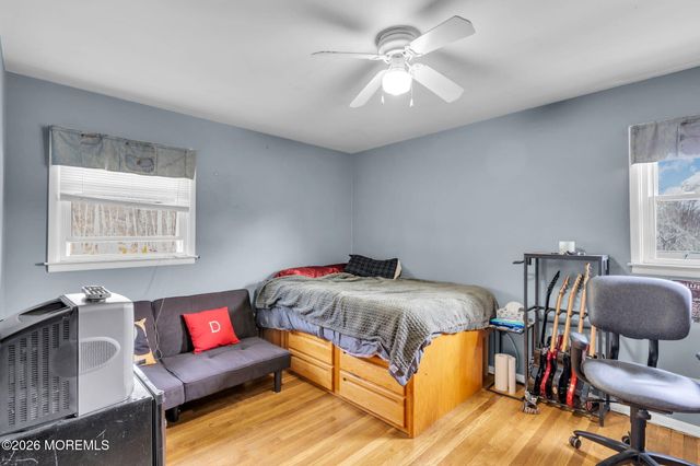 14 Pepperridge Road, Howell, NJ 07731