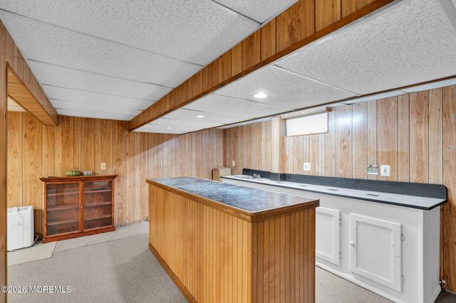 14 Pepperridge Road, Howell, NJ 07731