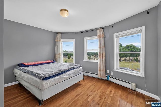 255-257 18th Street, Newark, NJ 07103