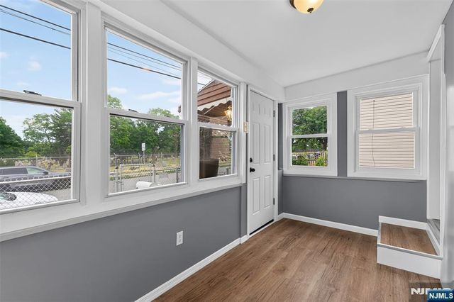 255-257 18th Street, Newark, NJ 07103