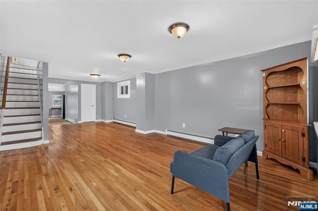 255-257 18th Street, Newark, NJ 07103