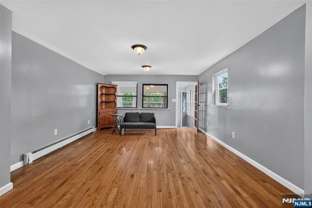 255-257 18th Street, Newark, NJ 07103