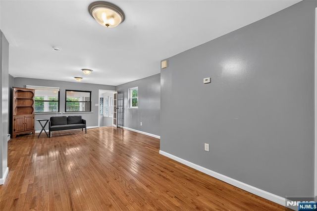 255-257 18th Street, Newark, NJ 07103