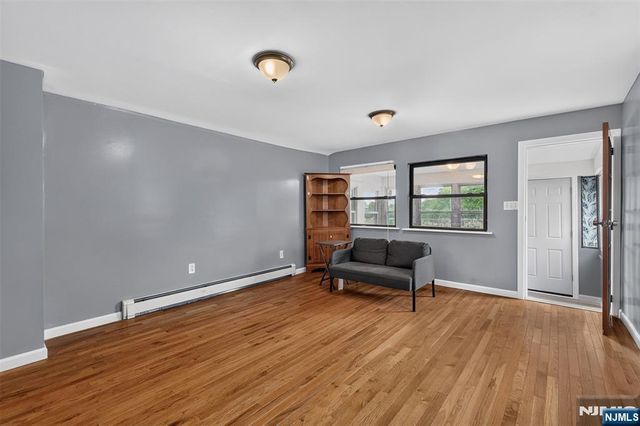 255-257 18th Street, Newark, NJ 07103