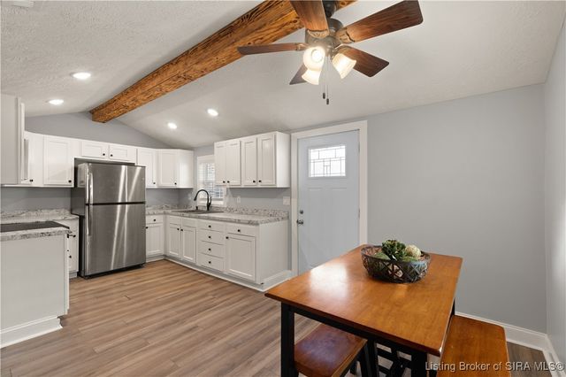 1409 Locust, New Albany, IN 47150