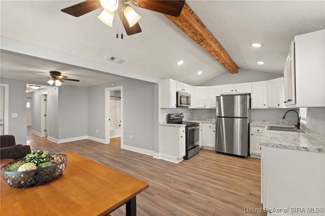 1409 Locust, New Albany, IN 47150