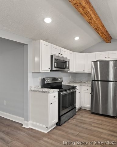 1409 Locust, New Albany, IN 47150