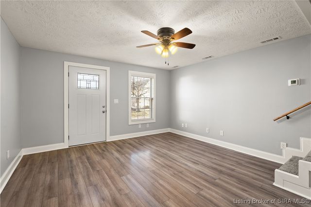 1409 Locust, New Albany, IN 47150