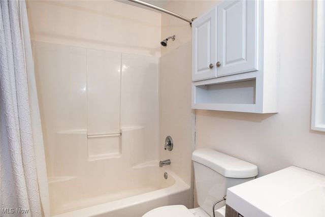 330 Westgrove Court, Medina, OH 44256