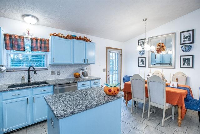 330 Westgrove Court, Medina, OH 44256