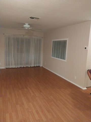 2611 W BARKLEY Drive W E, West Palm Beach, FL 33415