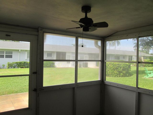 2611 W BARKLEY Drive W E, West Palm Beach, FL 33415