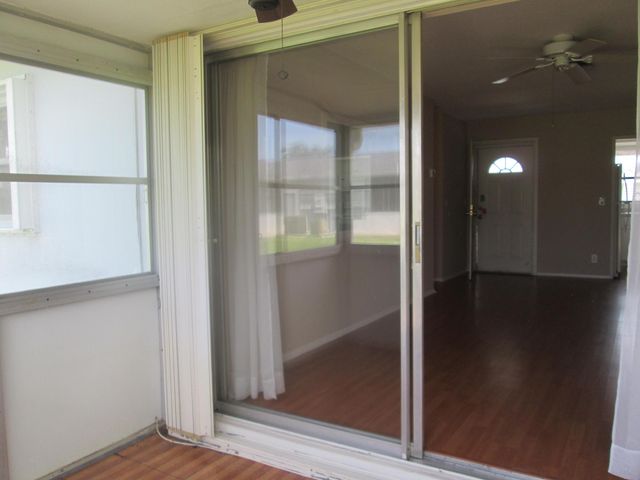 2611 W BARKLEY Drive W E, West Palm Beach, FL 33415