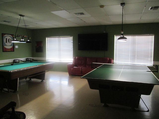 2611 W BARKLEY Drive W E, West Palm Beach, FL 33415