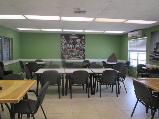 2611 W BARKLEY Drive W E, West Palm Beach, FL 33415