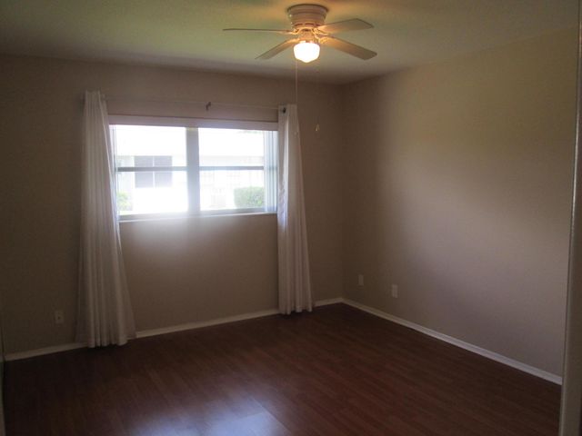 2611 W BARKLEY Drive W E, West Palm Beach, FL 33415