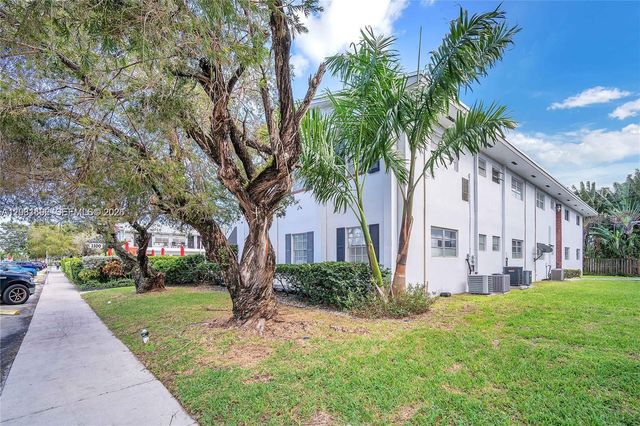 1100 Atlantic Shores Blvd 402, Hallandale Beach, FL 33009
