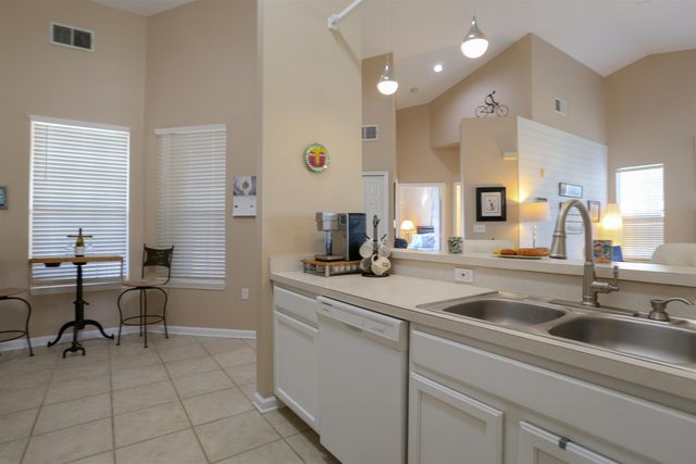 1401 Carnoustie Ct, St Augustine, FL 32086
