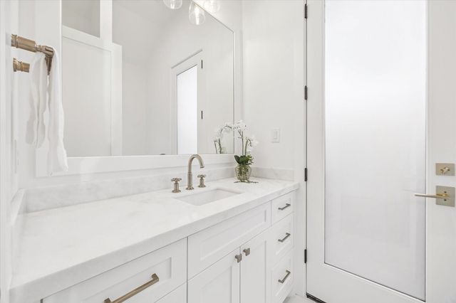 320 W 32nd Street, Houston, TX 77018