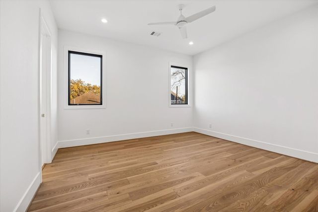 320 W 32nd Street, Houston, TX 77018