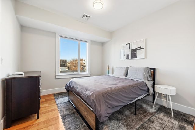 17 Vinton Street PH, Boston, MA 02127