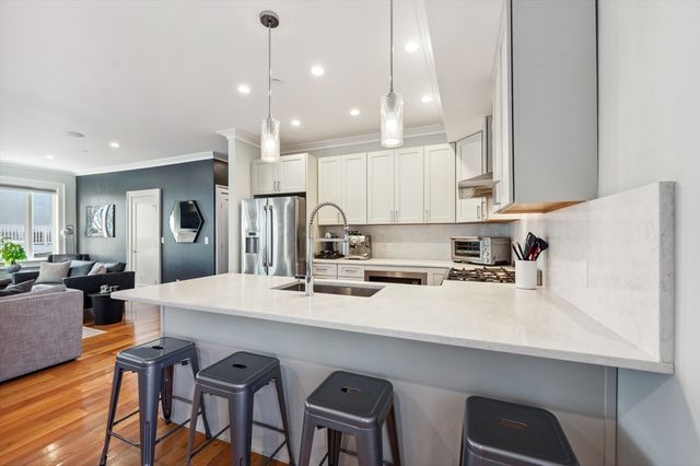 17 Vinton Street PH, Boston, MA 02127