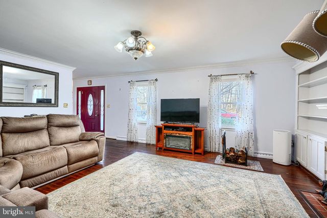 1008 HUGHES SHOP RD, Westminster, MD 21158