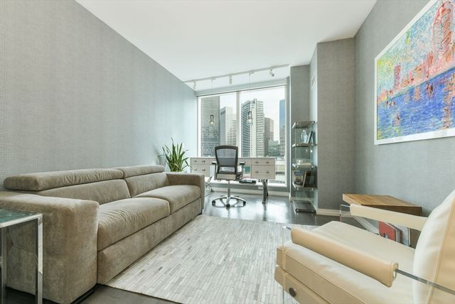 1 Franklin St 1607, Boston, MA 02110