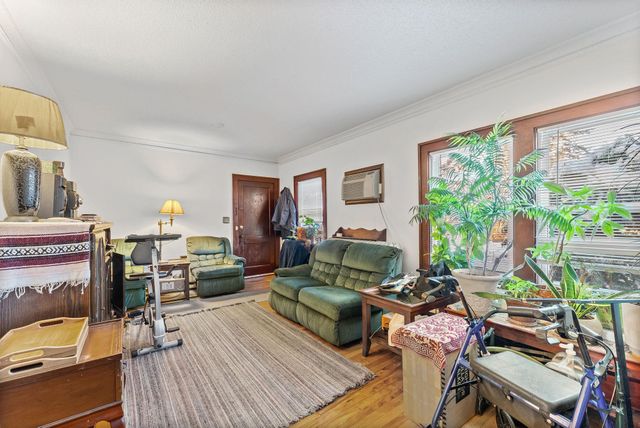 1500 26th Avenue NE, Minneapolis, MN 55418